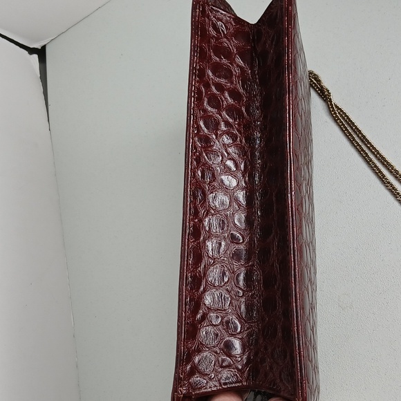 Ruth Saltz - Burgundy Aligator Embossed Leather Shoulder Bag With Fold Over Flap - Picture 10 of 13